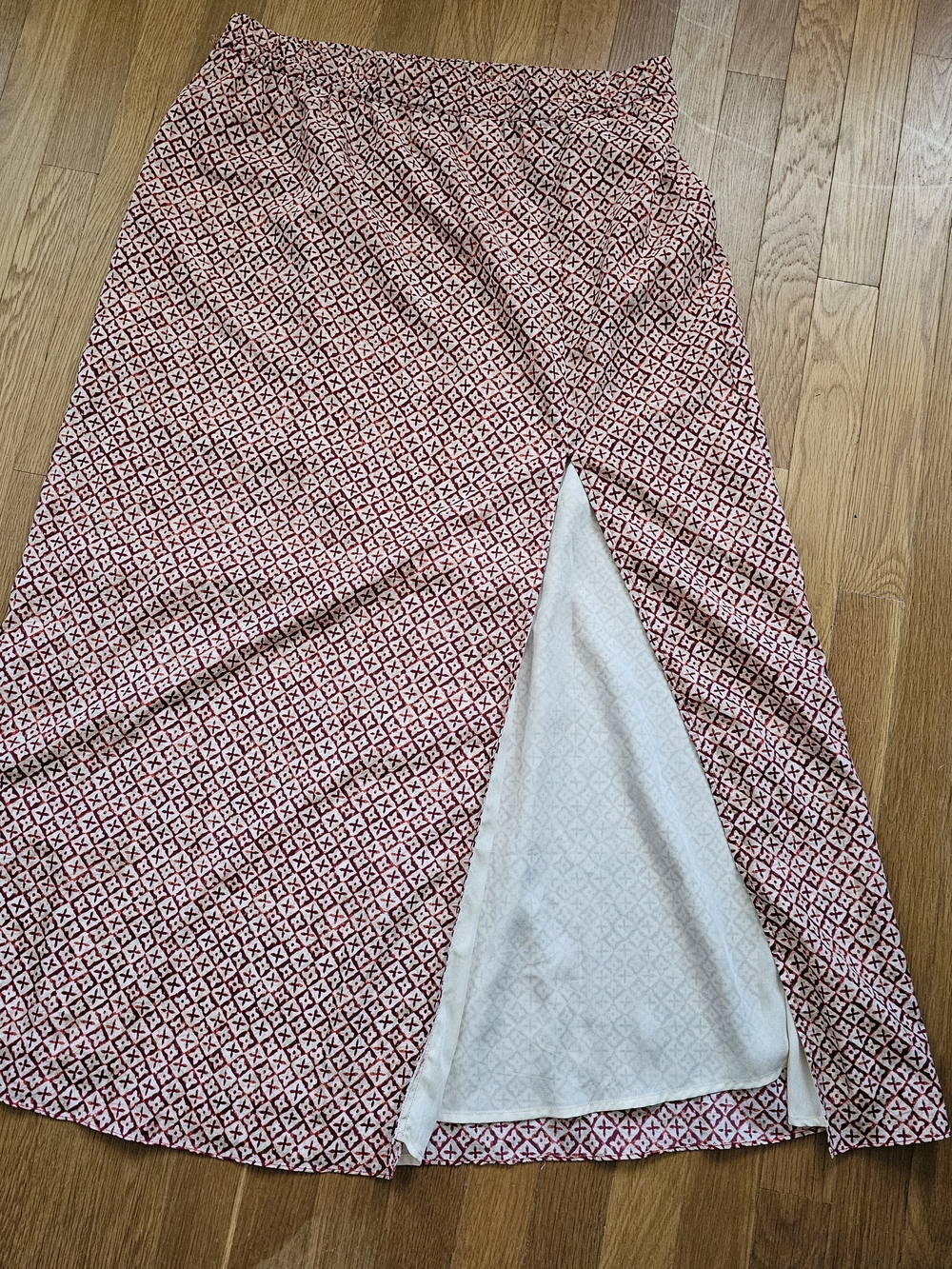 Michael Kors Skirt with Ivory Lining
